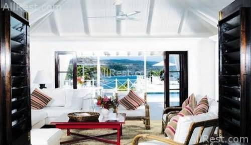 Round Hill Hotel & Villas 45